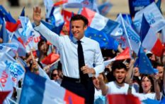 इमैनुएल माक्रोँ दोस्रो पटक फ्रान्सका राष्ट्रपतिमा निर्वाचित